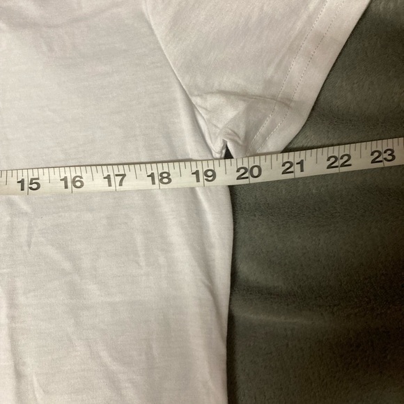 NWOT Cherries T-Shirt Size Medium - Picture 7 of 9